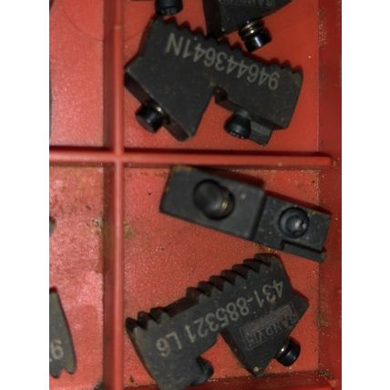 lot 10 SANDVIK 431-885321 L6,6E0926410 INSERT HOLDERS CLAMPS,EM
