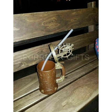 DISNEY DISNEYLAND PIRATES OF THE CARIBBEAN STEIN MUG ALE CUP W/ LID & STRAW~NEW~