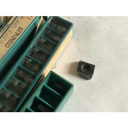 NEW LOT 50 INGERSOLL CDE424L25 CARBIDE INSERTS, GRADE 111 ,SV