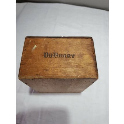 Vintage Du Barry Victoria Cigar Box
