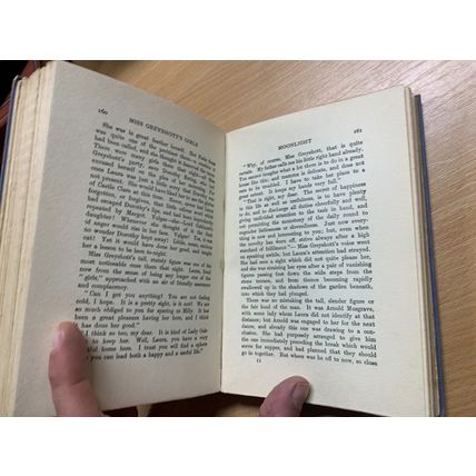 c1933 EVELYN EVERETT-GREEN "MISS GREYSHOTT'S GIRLS" FICTION ANTIQUE BOOK (P4)