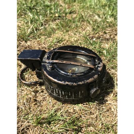 Genuine WW2 British Army Compass dated 1944 a must-have for any collector
