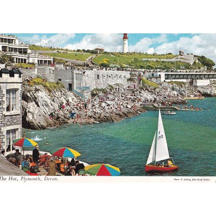 Colour Postcard - The Hoe, Plymouth, Devon - pub John Hinde