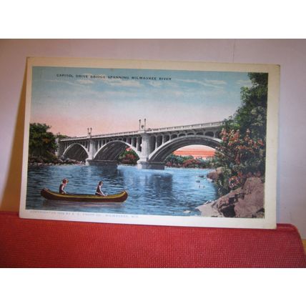 CAPITOL DRIVE BRIDGE, MILWAUKEE, WISCONSIN, USA. used vintage postcard =