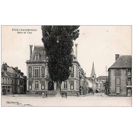 51 - Fère-Champenoise - hôtel de ville
