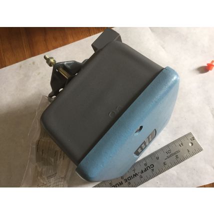 NEW foxboro 136-3-3,422397 PNEUMATIC COMPUTING RELAY 20-22 INPUT/OUTPUT 3-15,BH