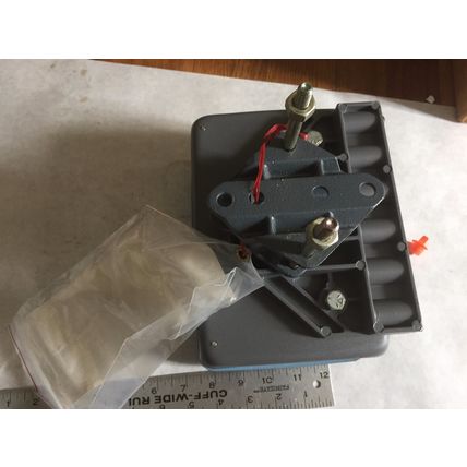 NEW foxboro 136-3-3,422397 PNEUMATIC COMPUTING RELAY 20-22 INPUT/OUTPUT 3-15,BH