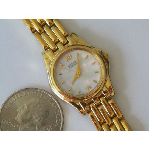 WOMEN'S GOLDTONE CITIZEN WATER RESISTANT QUARTZ WATCH & BRACELET