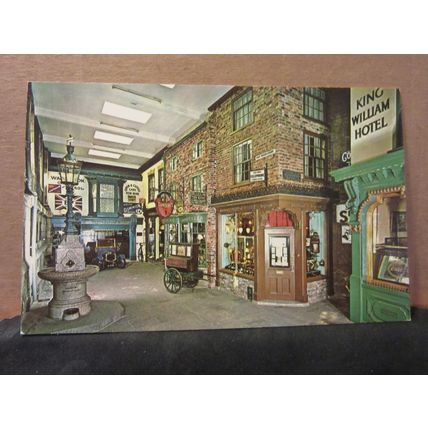 HALF MOON COURT, THE CASTLE MUSEUM, YORK vintage unused postcard PT19744 =