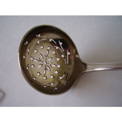 Vintage W H & S Sugar Sifter Spoon William Hutton & Sons Victorian A1 Sheffield
