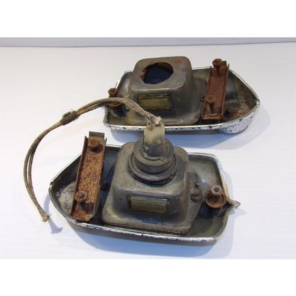 1951 1952 Chevrolet Taillight Bezels OEM Guide R1-51 Pair