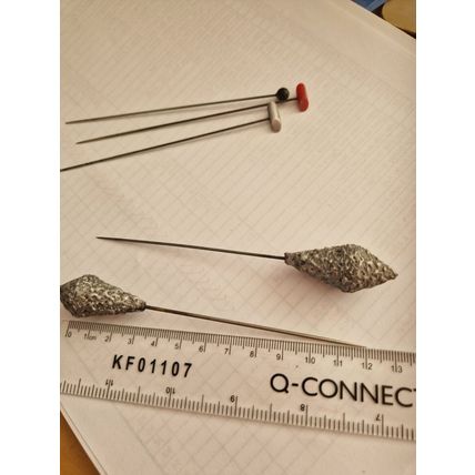 VINTAGE HAT PINS - Large