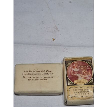 RARE VINTAGE 1930'S LAVENDER BLOCKS