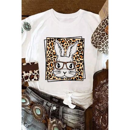 White Leopard Cute Bunny Graphic Crewneck Easter Tee
