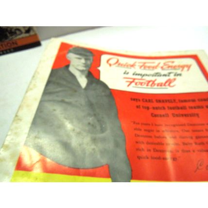Lot of 2 Vintage Electric Trains 1952 & Model Builder Magazines 1940