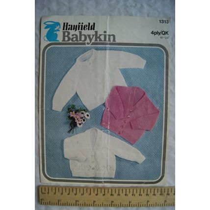Vintage: Hayfield 1313 cardigans, 4 ply & QK, 18 to 24 inches, 46-61 cm