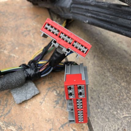 Volvo S80 V50 V70 XC70 Right Passenger Front Door Wiring Harness Loom 30773668