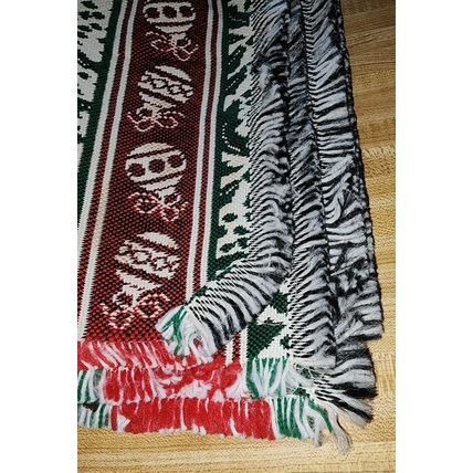 6 Christmas Fabric Placemats 2 Burgundy 2 Merry Christmas 2 Holly & Ornaments