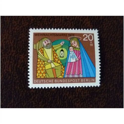 West Berlin Germany 1972 Humanitarian Relief Funds Christmas stamp SGB428 Family