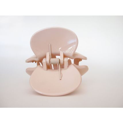 Nude pink octopus hair claw clip for thick hair
