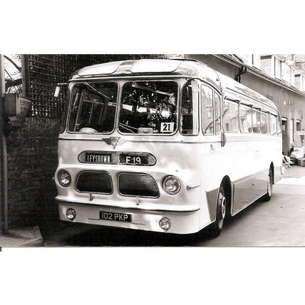 Black & White Photograph of Maidstone & District Motor Services Ltd. - 102 PKP