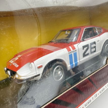 1970 Diecast Deluxe Edition DATSUN 240Z SCCA Championship winner #26 Scale 1:18