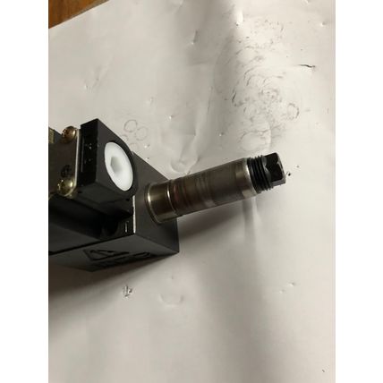 NEW HYVAIR D03S-2T-115A-35 HYDRAULIC VALVE D03S 2T 115A 35 HYDRAULIC VALVE,AL