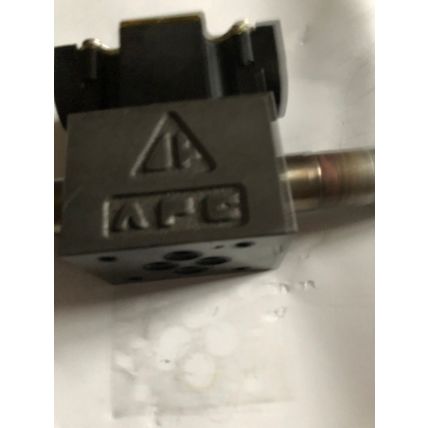 NEW HYVAIR D03S-2T-115A-35 HYDRAULIC VALVE D03S 2T 115A 35 HYDRAULIC VALVE,AL