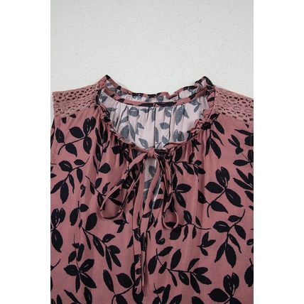 Brown Leaf Print Lace-up V Neck Crinckled Tank Top