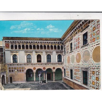 Massa Piazzale interno Castello Malaspina Italy Postcard unused VGC