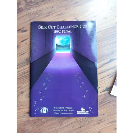 1992 Rugby League Challenge Cup Final & Ticket / newspaper – Castleford vs Wigan