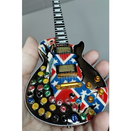 ZAKK WYLDE - Beer Cap 1:4 Replica Guitar ~New~