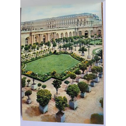 Book of 12 postcards Palace of Versailles, France