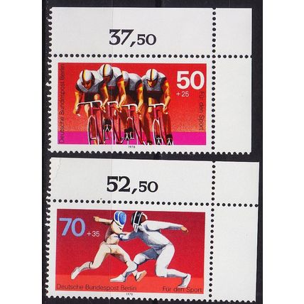 GERMANY BERLIN [1978] MiNr 0567-68 ( **/mnh ) [02] Sport Eckrand