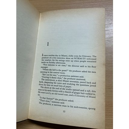 1980 1ST EDITION ROBERT P DAVIS "CONTROL TOWER" FICTION HARDBACK BOOK (P4)