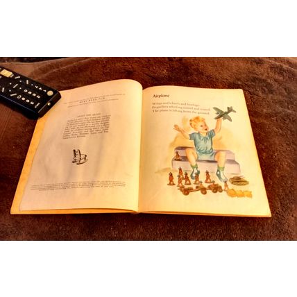 Old Vintage Original Little Golden Book Toys (H) 8th Edition 1945