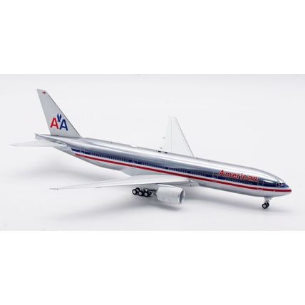 B777-200 AMERICAN AIRLINES REG: N779AN W/STAND - INFLIGHT 200 IF772AA0922P 1/200