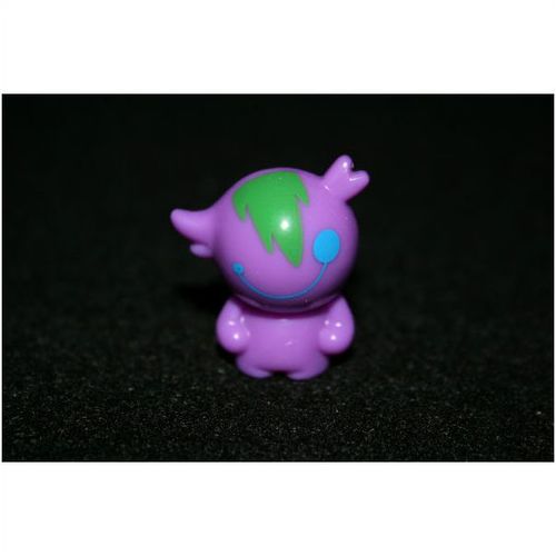 Power Gogo's Crazy Bones Series 4 - #37 - Flek (Purple)