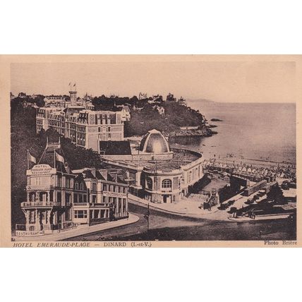 Cote d'Emeraude Dinard Le Grand Casino Et l'Hotel Royal French Postcard