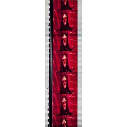 Pk GEB - W - MIX - A 008h . 1 STRIP OF 5 - 35MM FILM CELLS. ( FLASH GORDON )