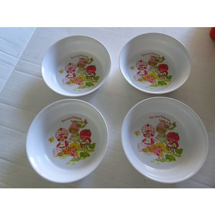 SiLite - Strawberry Shortcake - Melamine Bowls & Plates 3242, 3101 Vintage 1982