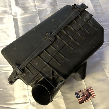 Volvo V70 S70 C70 XC70 Air Filter Cleaner Box intake Housing Turbo OEM 9445349