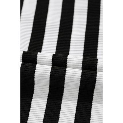 Black Stripe Crochet Hollow-out Back Buttoned Shoulder V Neck Top
