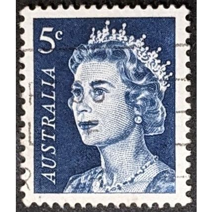 STAMP Australia SG386c 1967 5c Queen Elizabeth II Used
