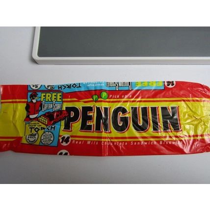 Captain Scarlet Spectrum Patrol Car Torch 1994 McVities Penguin With Wrapper