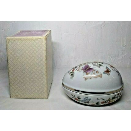 Avon 1974 Butterfly Fantasy Porcelain Treasure Egg 22K Gold Trim New