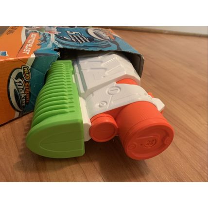 Nerf Super Soaker Scatter Blast 5 Stream Blast Jets Water Toy Gun