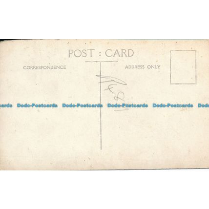 R137572 Old Postcard. Women and Man
