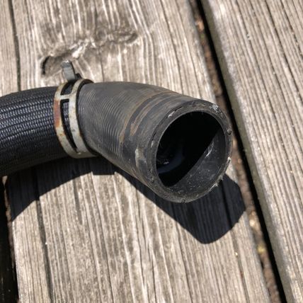Land Range Rover EVOQUE LR2 LR040733 2.0L RADIATOR COOLANT LOWER HOSE TUBE OEM