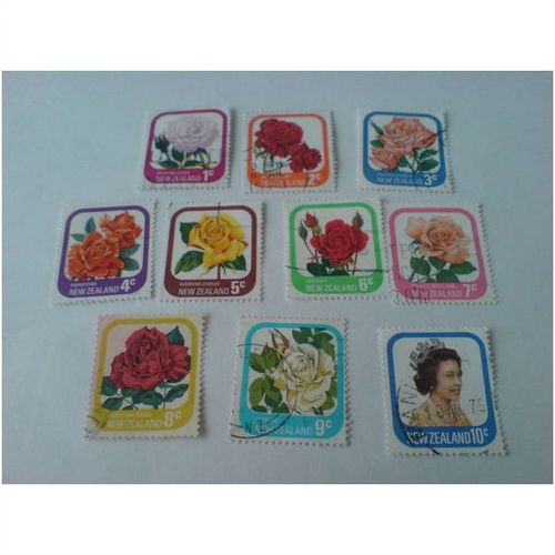 NEW ZEALAND 1975-81 DIFINITIVES USED